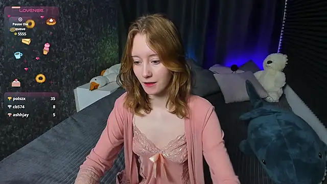 MonicaPerryy online show from 15, 2, 2025