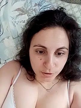 Snapshot of ShelaDiass chatting on 6, 4, 2026 ShelaDiass online show from 6, 4, 2026