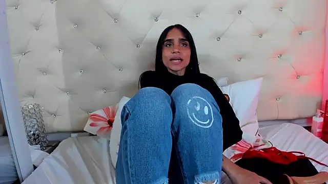 sophie pariss online show from 16, 2, 2025