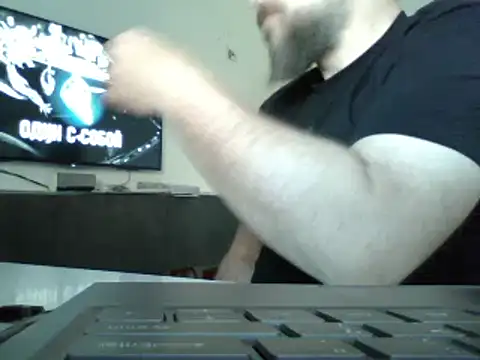 Snapshot of FROL83 chatting on 1, 5, 2026 FROL83 online show from 1, 5, 2026