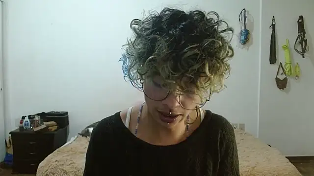Snapshot of fenixmfx19 chatting on 28, 2, 2025 fenixmfx19 online show from 28, 2, 2025