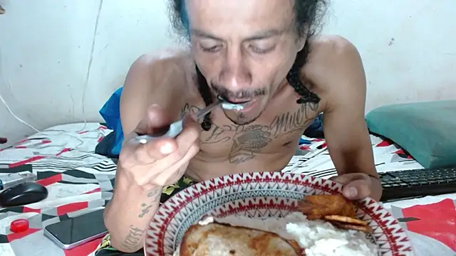 damian bottom bigcock online show from 18, 4, 2026