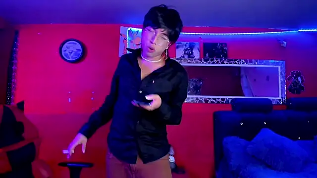 Snapshot of AnggelONfiree chatting on 5, 3, 2025 AnggelONfiree online show from 5, 3, 2025