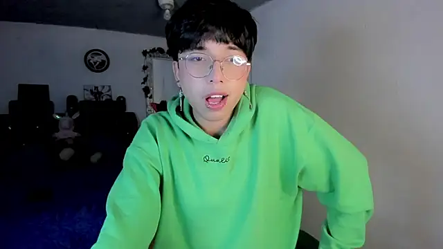 Snapshot of AnggelONfiree chatting on 5, 2, 2026 AnggelONfiree online show from 5, 2, 2026