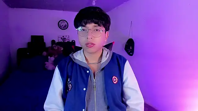 Snapshot of AnggelONfiree chatting on 14, 2, 2026 AnggelONfiree online show from 14, 2, 2026