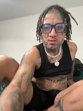 Snapshot of Azazelihornyasf chatting on 9, 2, 2026 Azazelihornyasf online show from 9, 2, 2026