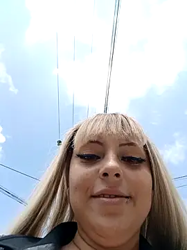 Snapshot of madelaine- chatting on 16, 1, 2025 madelaine- online show from 16, 1, 2025