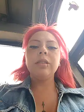 Snapshot of madelaine- chatting on 28, 1, 2025 madelaine- online show from 28, 1, 2025