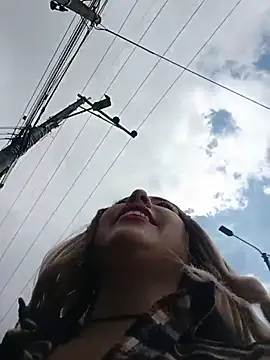 madelaine- online show from 12, 11, 2025