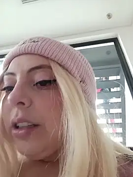 madelaine- online show from 17, 4, 2026