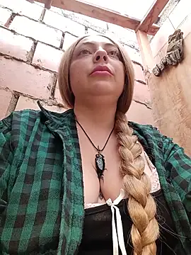 Snapshot of madelaine- chatting on 29, 5, 2026 madelaine- online show from 29, 5, 2026