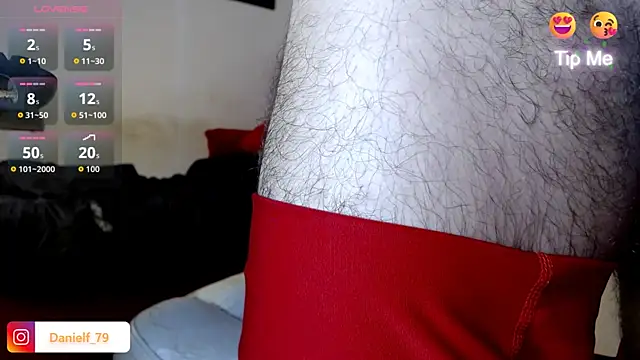 Snapshot of tonibelmont chatting on 18, 4, 2026 tonibelmont online show from 18, 4, 2026