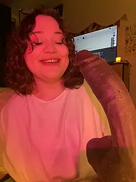 DaisyBooom online show from 5, 3, 2025