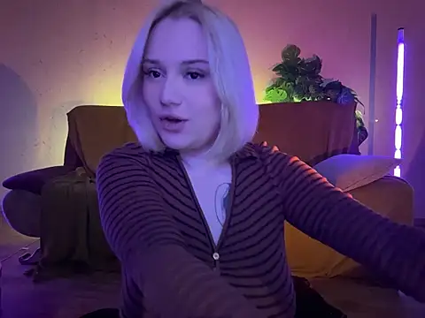 DaisyBooom online show from 30, 5, 2026