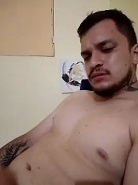 Snapshot of tony_landri chatting on 13, 3, 2026 tony landri online show from 13, 3, 2026