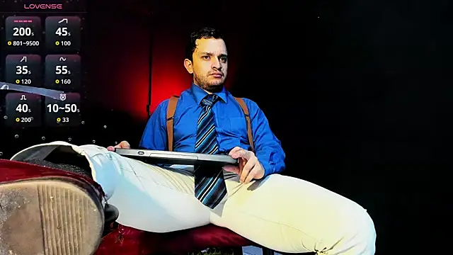 Snapshot of tony_landri chatting on 12, 4, 2026 tony landri online show from 12, 4, 2026