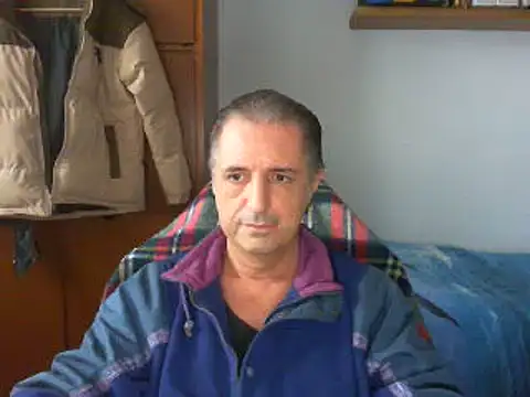 Snapshot of lliuk70mi chatting on 17, 12, 2025 lliuk70mi online show from 17, 12, 2025