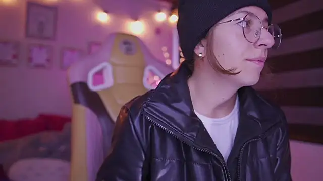 milly kenner online show from 9, 3, 2025