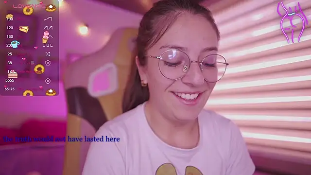 Snapshot of milly_kenner chatting on 21, 4, 2026 milly kenner online show from 21, 4, 2026