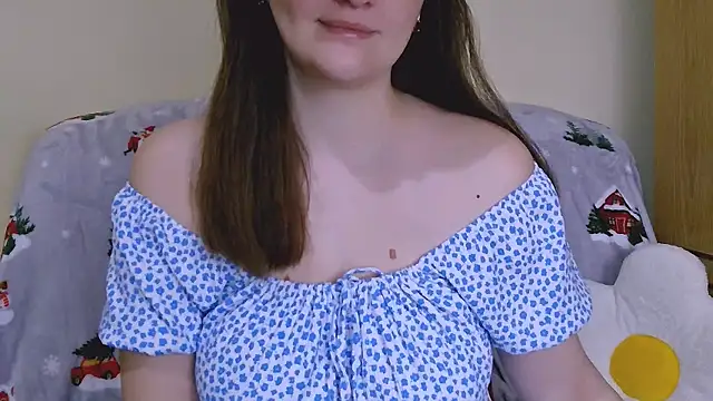 ChubbyMaia online show from 2, 1, 2025