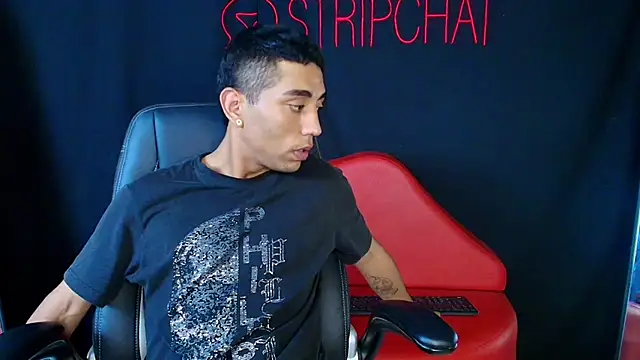 Snapshot of Annyeli chatting on 5, 6, 2026 Annyeli online show from 5, 6, 2026
