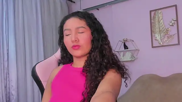 cute mia23 online show from 13, 3, 2025