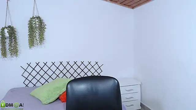 karla charloby online show from 12, 9, 2025