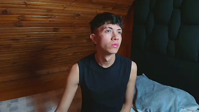 Snapshot of Justyn_Ross chatting on 15, 11, 2025 Justyn Ross online show from 15, 11, 2025