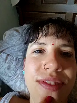 Snapshot of Lyrass chatting on 17, 12, 2025 Lyrass online show from 17, 12, 2025