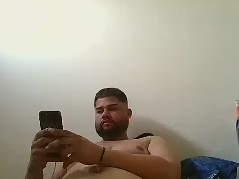 Snapshot of GABRIELGARCIA1313 chatting on 2, 3, 2026 GABRIELGARCIA1313 online show from 2, 3, 2026