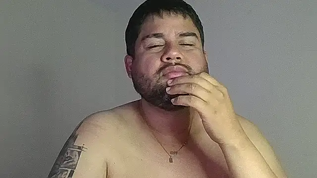 GABRIELGARCIA1313 online show from 30, 6, 2026