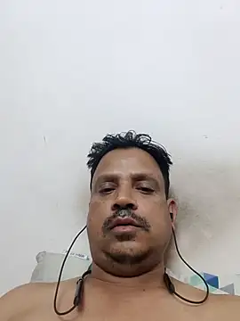 Snapshot of Raj1043 chatting on 15, 2, 2025 Raj1043 online show from 15, 2, 2025