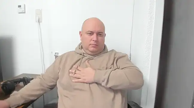 BigromeoXX online show from 14, 2, 2025