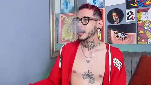 Snapshot of MurdockH chatting on 12, 11, 2025 MurdockH online show from 12, 11, 2025