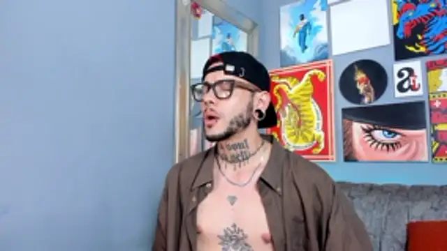 Snapshot of MurdockH chatting on 19, 11, 2025 MurdockH online show from 19, 11, 2025