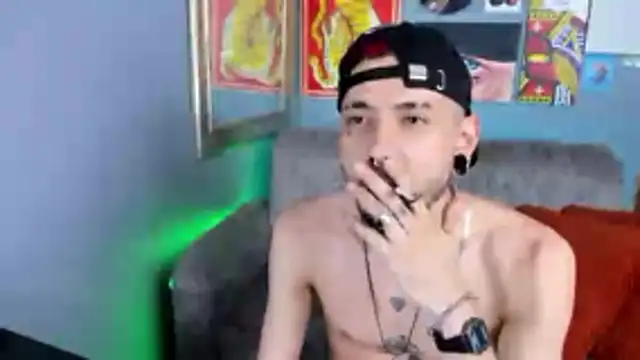 Snapshot of MurdockH chatting on 2, 12, 2025 MurdockH online show from 2, 12, 2025