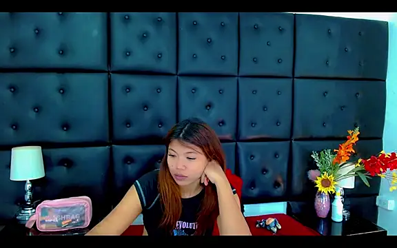 Isalombardi online show from 18, 4, 2026