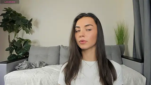 NicoleLuv online show from 12, 12, 2024