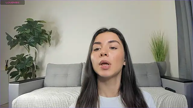 NicoleLuv online show from 9, 1, 2025