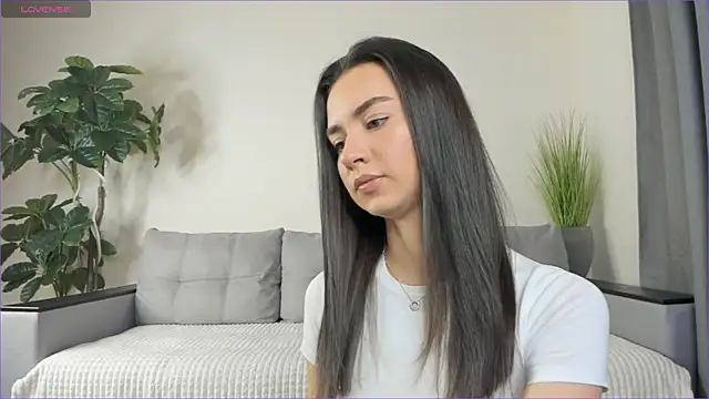 NicoleLuv online show from 12, 1, 2025