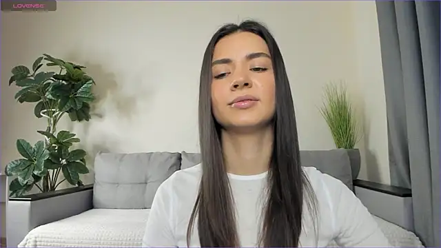 NicoleLuv online show from 20, 1, 2025