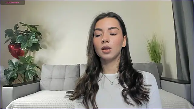 NicoleLuv online show from 24, 2, 2025