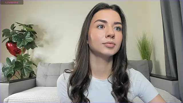 NicoleLuv online show from 5, 3, 2025