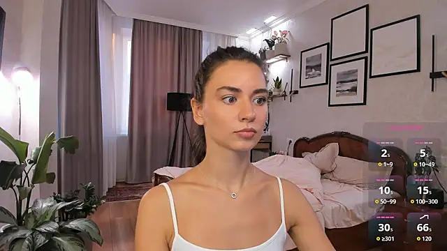 Snapshot of NicoleLuv chatting on 6, 3, 2026 NicoleLuv online show from 6, 3, 2026