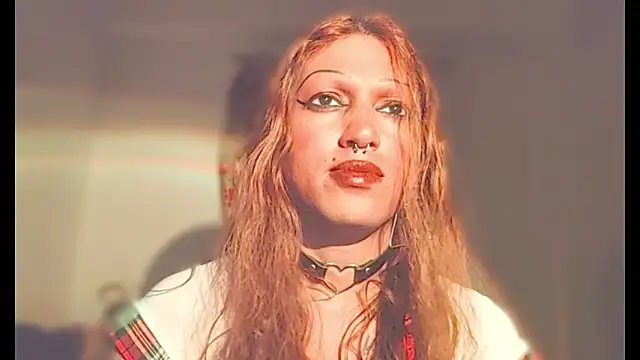 Snapshot of MmmMonikaBabie chatting on 19, 3, 2026 MmmMonikaBabie online show from 19, 3, 2026