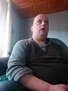 Snapshot of bigi441980 chatting on 7, 4, 2026 bigi441980 online show from 7, 4, 2026