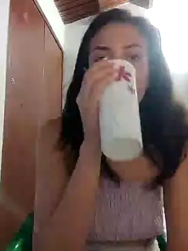 Snapshot of aurelialux chatting on 8, 2, 2025 aurelialux online show from 8, 2, 2025