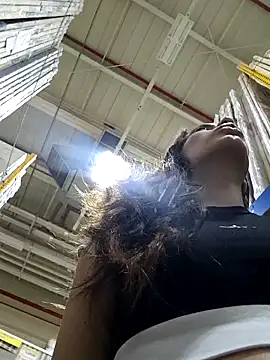 Snapshot of aurelialux chatting on 17, 9, 2025 aurelialux online show from 17, 9, 2025