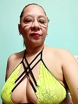 Snapshot of MATTHEW_MRANDA chatting on 18, 12, 2025 MATTHEW MRANDA online show from 18, 12, 2025