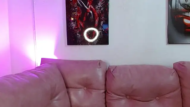 Snapshot of hinataleecs chatting on 24, 11, 2025 hinataleecs online show from 24, 11, 2025